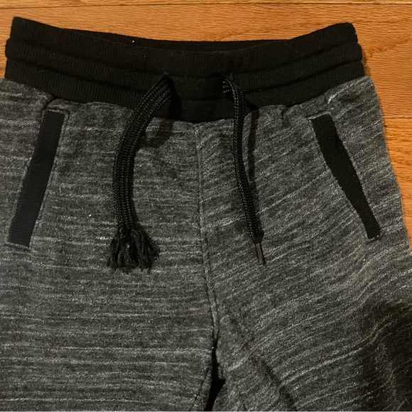 Toddler Boy Joggers - 3T - Picture 2 of 3